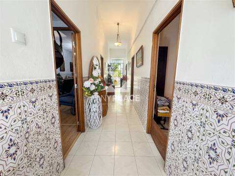 Uma moradia autêntica na zona mais desejada de Loulé, onde o passado inspira e o futuro ganha forma