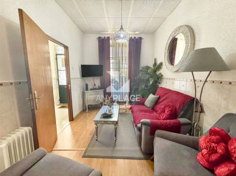 Uma moradia autêntica na zona mais desejada de Loulé, onde o passado inspira e o futuro ganha forma