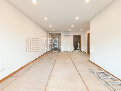 Apartamento T2 Venda em Rio Tinto,Gondomar