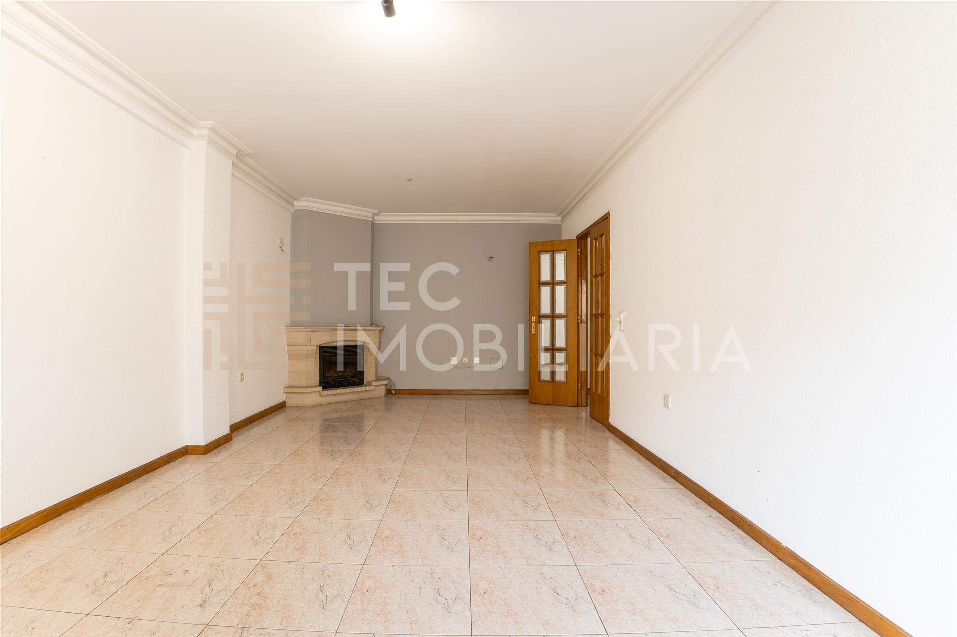 Apartamento T3+1 Venda em Rio Tinto,Gondomar
