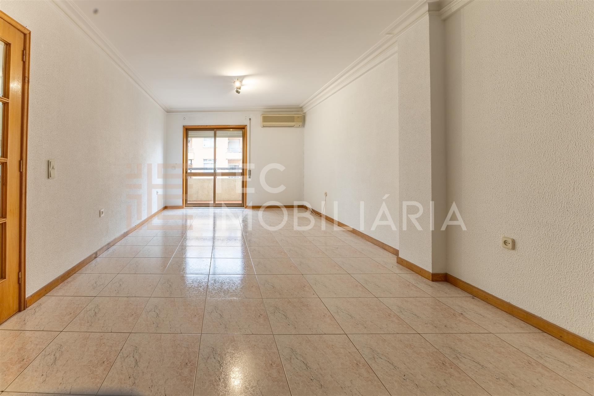 Apartamento T3+1 Venda em Rio Tinto,Gondomar