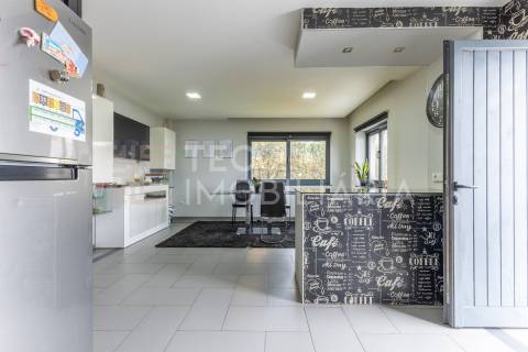 Moradia Isolada T4 Arrendamento em Valongo,Valongo