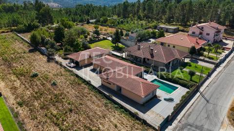 Moradia T3 Venda em Cavernães,Viseu