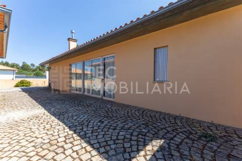 Moradia T3 Venda em Cavernães,Viseu