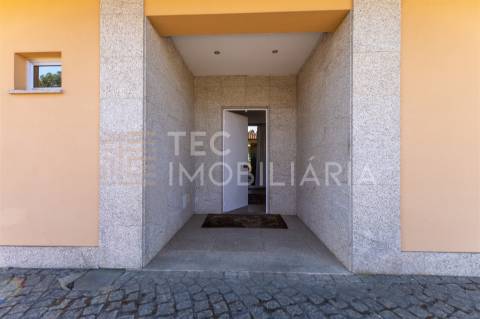 Moradia T3 Venda em Cavernães,Viseu