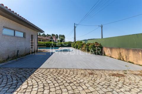 Moradia T3 Venda em Cavernães,Viseu