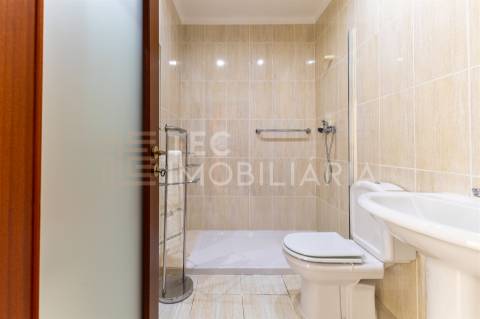 Moradia T3 Venda em Cavernães,Viseu