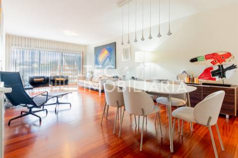 Apartamento T3 Venda em Cedofeita, Santo Ildefonso, Sé, Miragaia, São Nicolau e Vitória,Porto