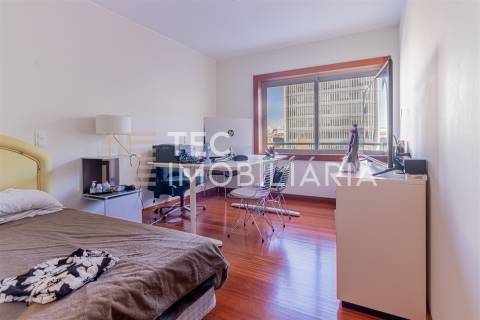 Apartamento T3 Venda em Cedofeita, Santo Ildefonso, Sé, Miragaia, São Nicolau e Vitória,Porto