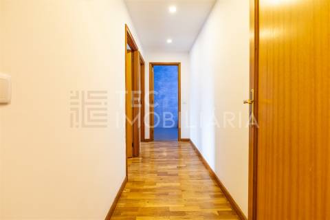 Apartamento T2 Arrendamento em Paranhos,Porto