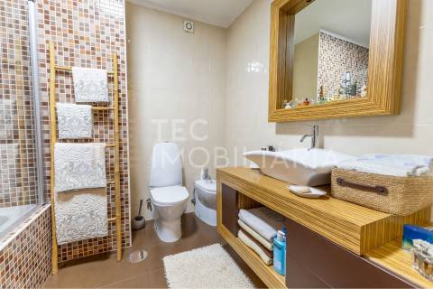 Apartamento T2+1 em Ermesinde, num prédio com elevador e 2 lugares de garagem