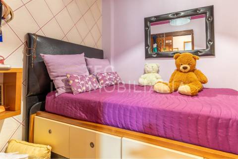 Apartamento T2+1 em Ermesinde, num prédio com elevador e 2 lugares de garagem