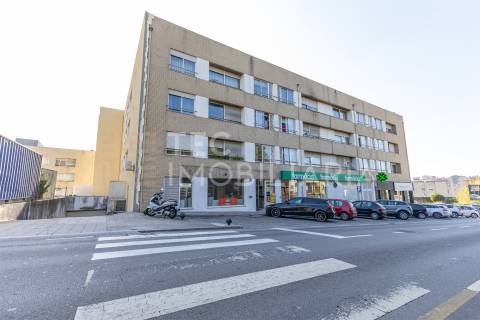 Garagem  Venda em Rio Tinto,Gondomar