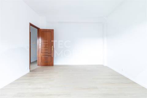 Apartamento T2 Venda em Baguim do Monte (Rio Tinto),Gondomar