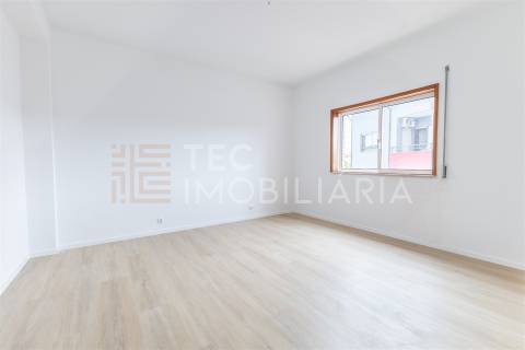 Apartamento T2 Venda em Baguim do Monte (Rio Tinto),Gondomar