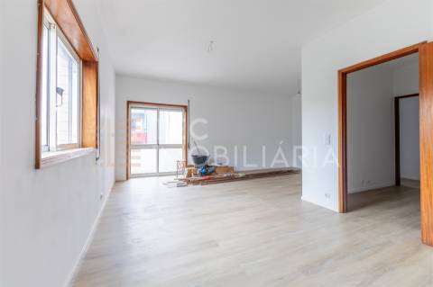 Apartamento T2 Venda em Baguim do Monte (Rio Tinto),Gondomar