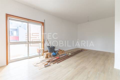 Apartamento T2 Venda em Baguim do Monte (Rio Tinto),Gondomar
