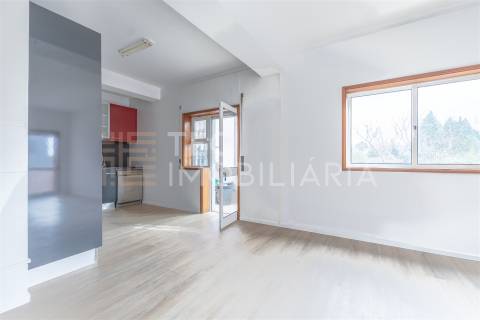 Apartamento T2 Venda em Baguim do Monte (Rio Tinto),Gondomar