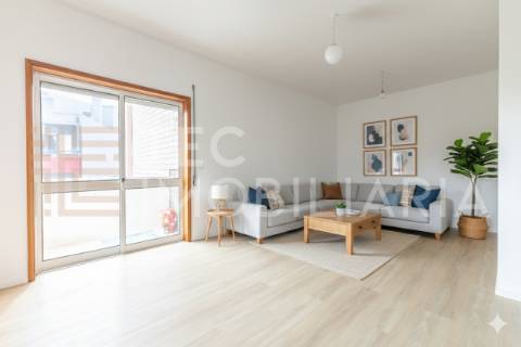 Apartamento T2 Venda em Baguim do Monte (Rio Tinto),Gondomar