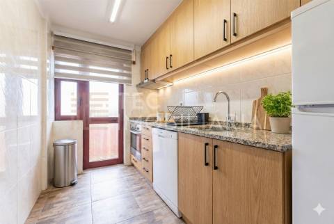 Apartamento T2 Venda em Rio Tinto,Gondomar