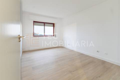 Apartamento T2 Venda em Rio Tinto,Gondomar