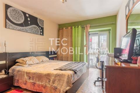 Moradia em Banda T4 Venda em Cedofeita, Santo Ildefonso, Sé, Miragaia, São Nicolau e Vitória,Porto