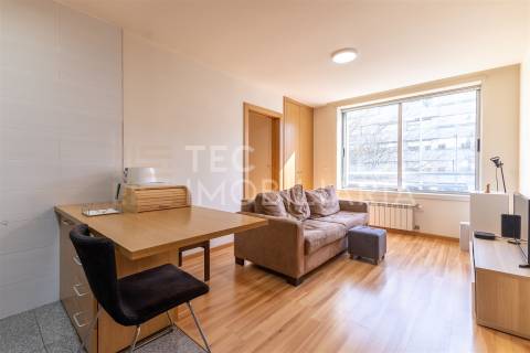 Aparatmento T1+1 para arrendamento próximo ao Polo Universitário