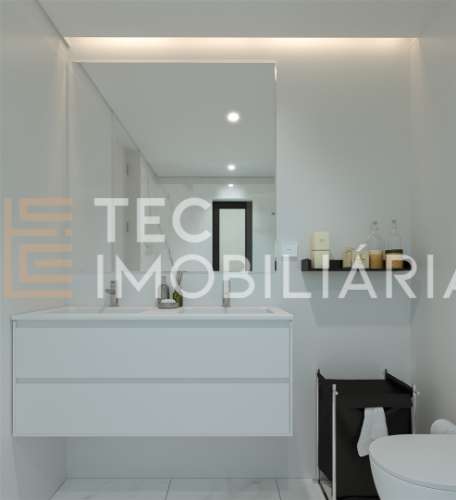 Apartamento T4 em fase final de construção