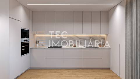 Apartamento T4 em fase final de construção