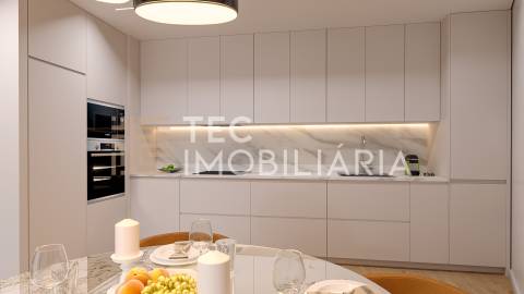 Apartamento T4 em fase final de construção