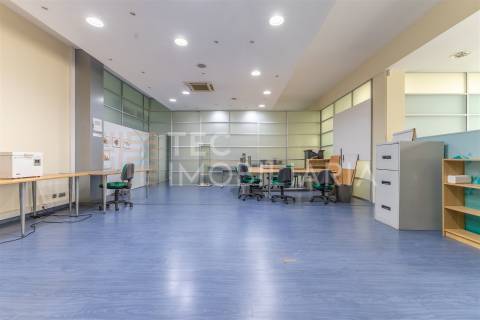 Escritório para Arrendamento em Coworking, com instalações partilhadas – São Roque da Lameira