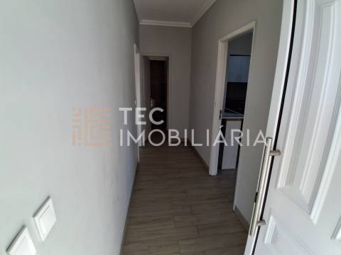 Exclusivo Andar Moradia T3 Totalmente Renovado em S. Cosme, Gondomar