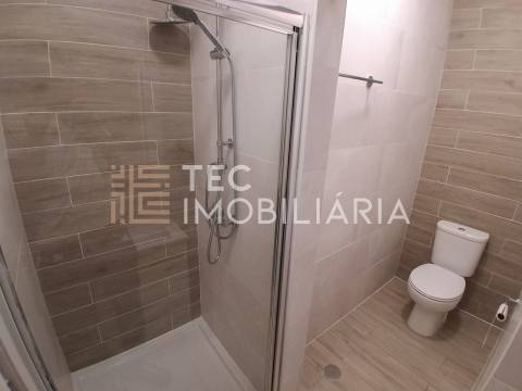 Exclusivo Andar Moradia T3 Totalmente Renovado em S. Cosme, Gondomar