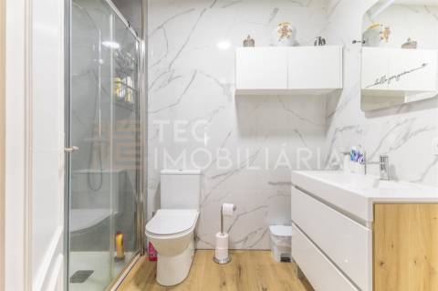 Excelente apartamento T3 totalmente remodelado em Vila Nova de Gaia