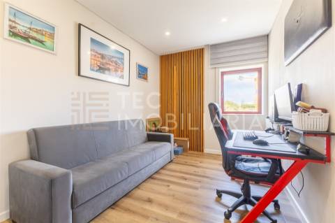 Excelente apartamento T3 totalmente remodelado em Vila Nova de Gaia