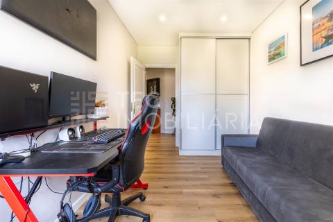 Excelente apartamento T3 totalmente remodelado em Vila Nova de Gaia