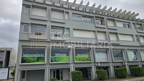 Apartamento T2 em Caminha com terraço e vista Rio