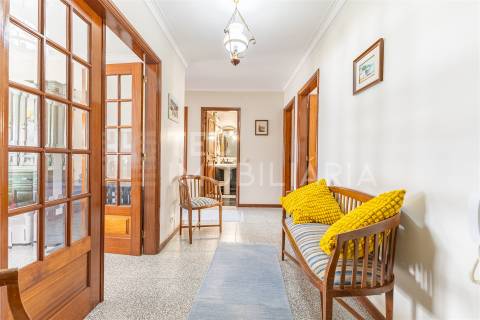 Apartamento T2 em Caminha com terraço e vista Rio