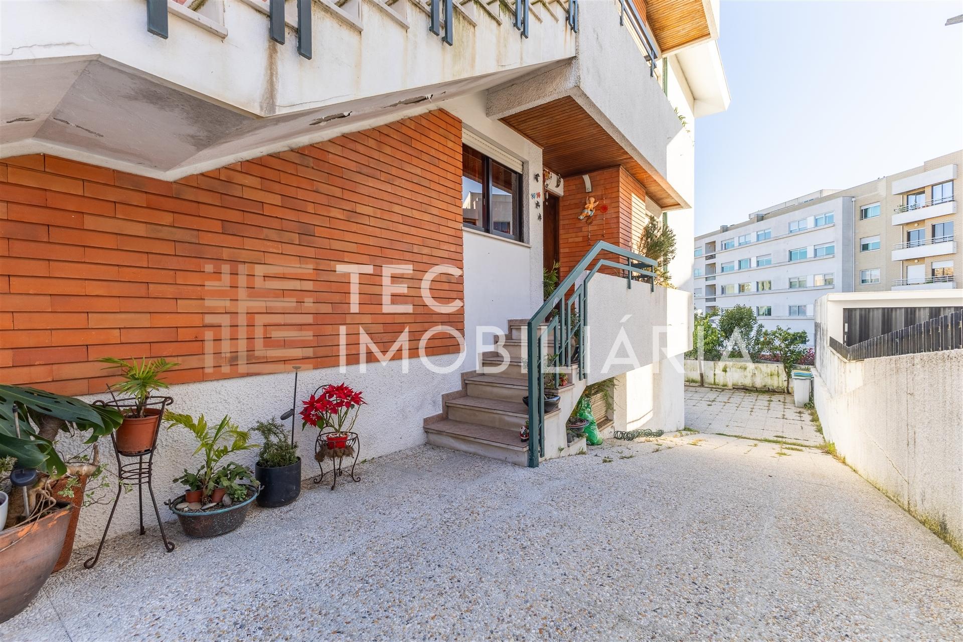 Andar Moradia T3 Venda em Cidade da Maia,Maia