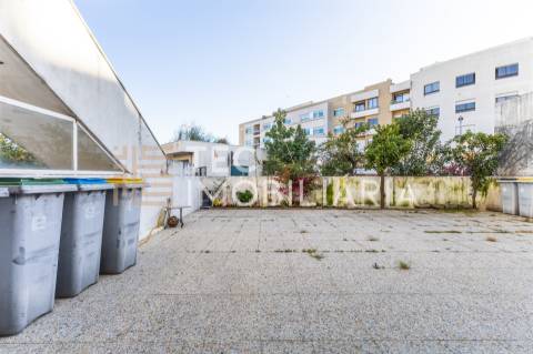 Andar Moradia T3 Venda em Cidade da Maia,Maia