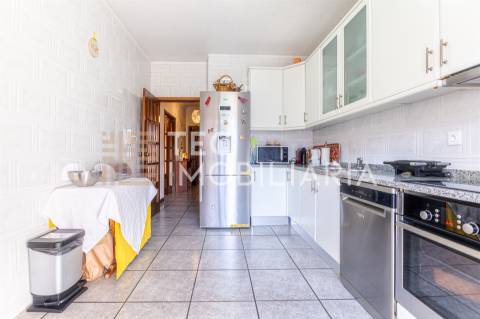 Andar Moradia T3 Venda em Cidade da Maia,Maia