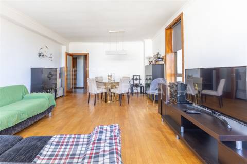 Apartamento T2 Venda em Moreira,Maia