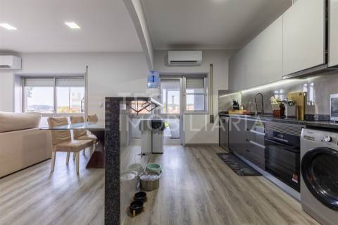 Andar Moradia T3 em Ermesinde totalmente remodelado