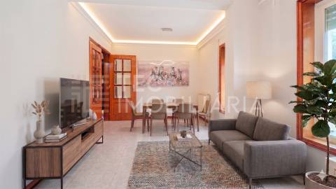T3 Duplex em Águas Santas num prédio com elevador e lugar de garagem