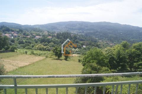 MORADIA T5 VILA VERDE