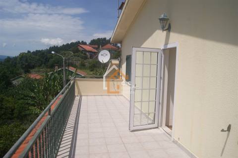 MORADIA T5 VILA VERDE