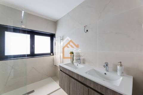 Moradia Isolada T3 Venda em Soutelo,Vila Verde