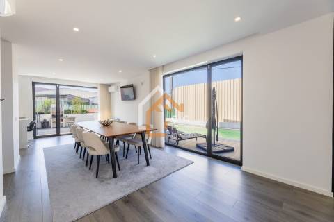 Moradia Isolada T3 Venda em Soutelo,Vila Verde