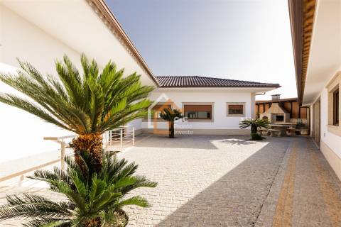 Moradia Isolada T3+1 Venda em Mire de Tibães,Braga