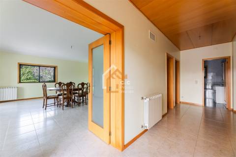 Moradia Isolada T4 Venda em Lago,Amares